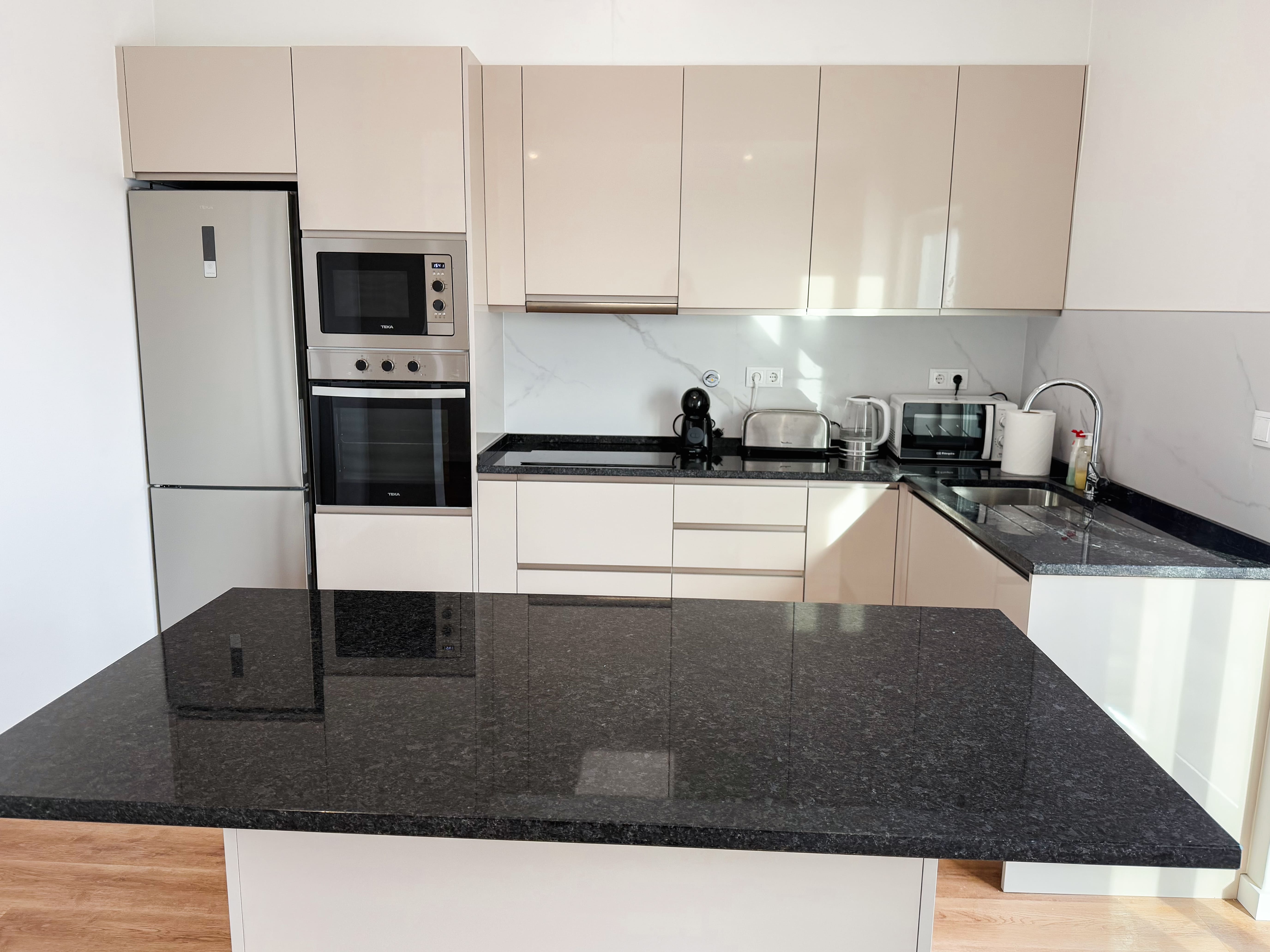 Americanos Apartment - Image 2